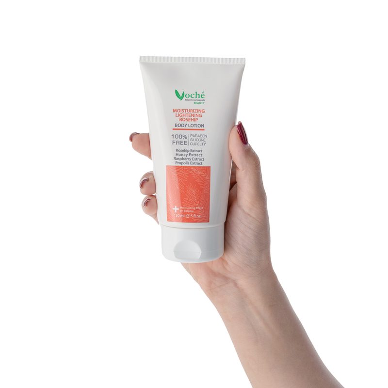لوسیون مرطوب کننده و شفاف کننده بدن حاوی عصاره رزهیپ وچه_Voche Rosehip Moisturizing Body Lotion - تصویر 4